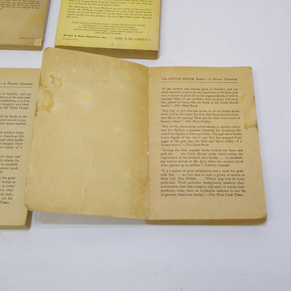 Harper Trophy Books Charlotte's Web Farmer Boy (2) On The Banks Of Plum Creek - Picture 5 of 13